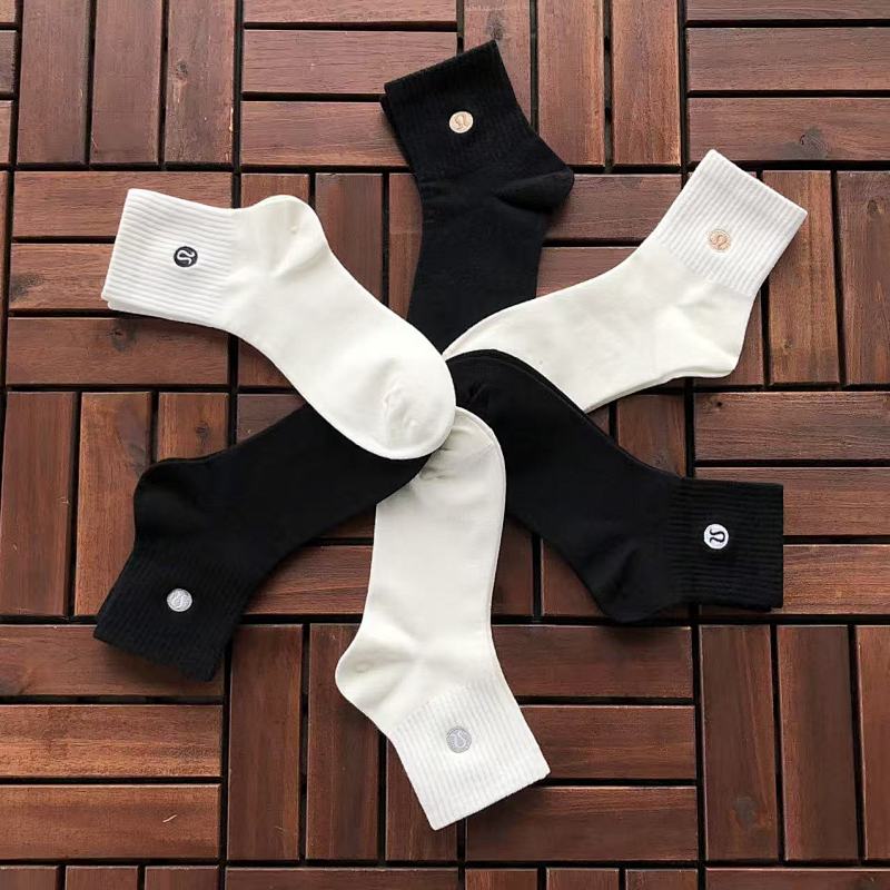 LULULEMON SOCKS 22110305