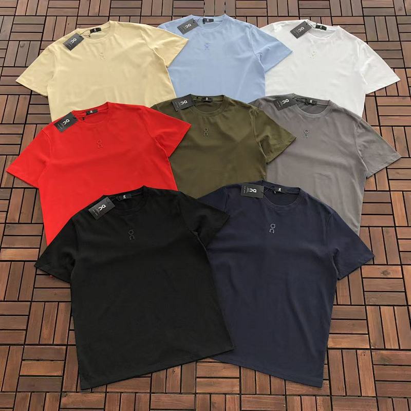 ON RUNNING T-SHIRT 66030805 (im 185CM 80KG iwear size L in the photo)