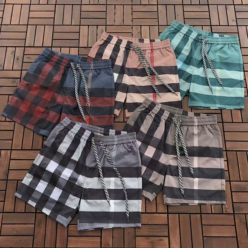 BURBERRY SHORTS 66032721 (im 185CM 80KG iwear size M in the photo)