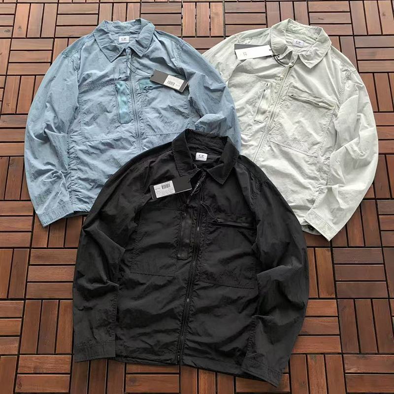 C.P. JACKET 55030150 (im 185CM 70KG iwear size M in the photo)