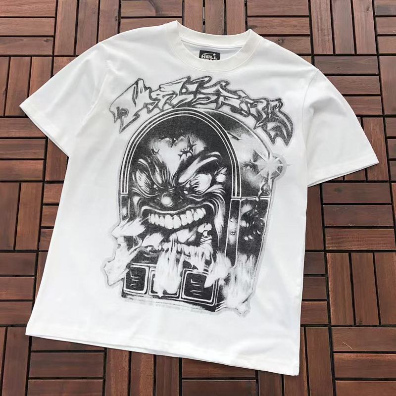 HELLSTAR T-SHIRT 77011686 (im 176CM 58KG iwear size M in the photo)