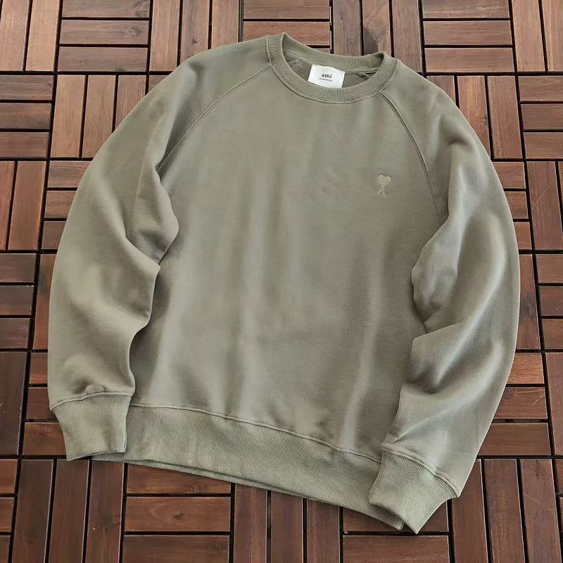 AMI SWEATER 88080619 (im 185CM 70KG iwear size M in the photo)