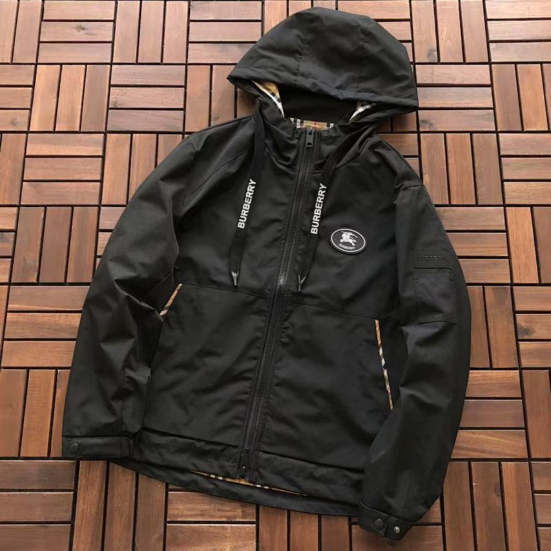 BURBERRY JACKET 11112147 (im 180CM 68KG iwear size L in the photo)