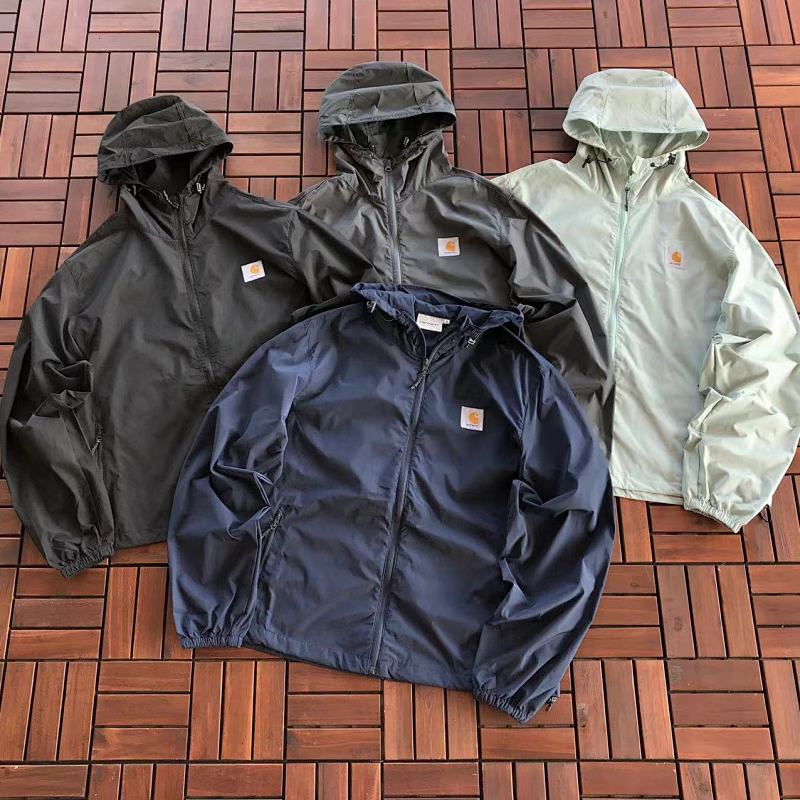 CARHARTT JACKET 11110521 (im 170CM 60KG iwear size S in the photo)