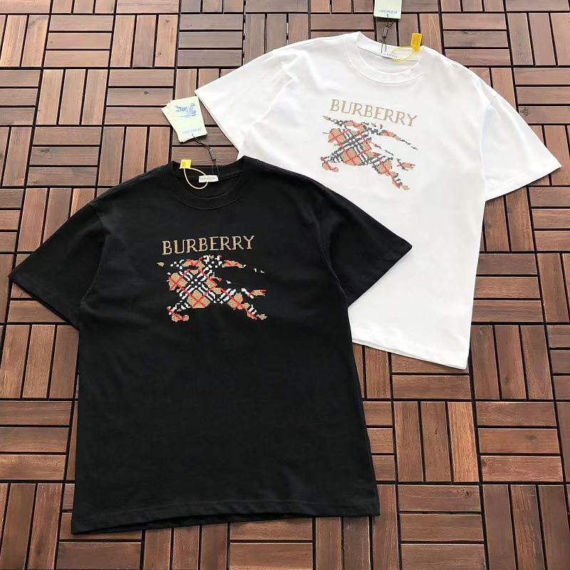 BURBERRY T-SHIRT 77072406 (im 185CM 80KG iwear size M in the photo)