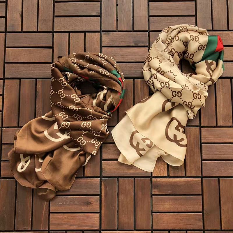GUCCI SCARF 66032301