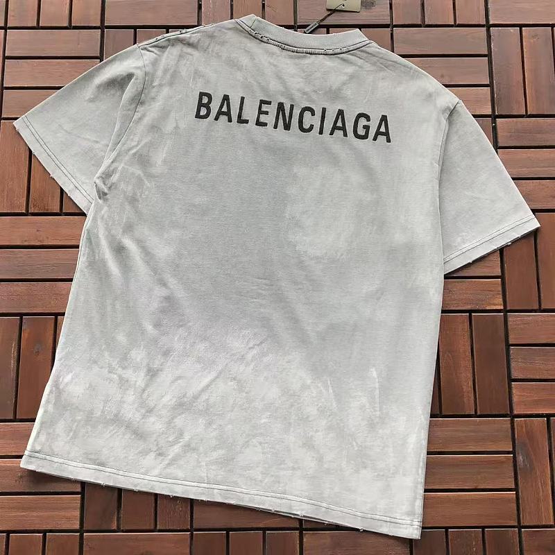 BALENCIAGA T-SHIRT 77042092 (im 185CM 80KG iwear size XS in the photo)