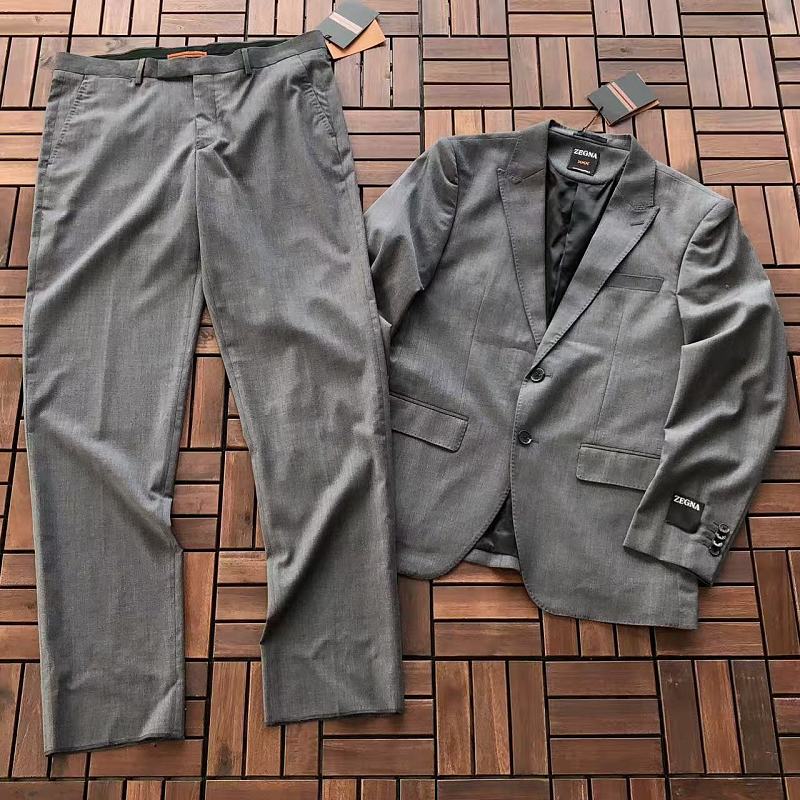 ZEGNA JACKET TROUSERS 66043047 (im 185CM 80KG iwear size 52 in the photo)
