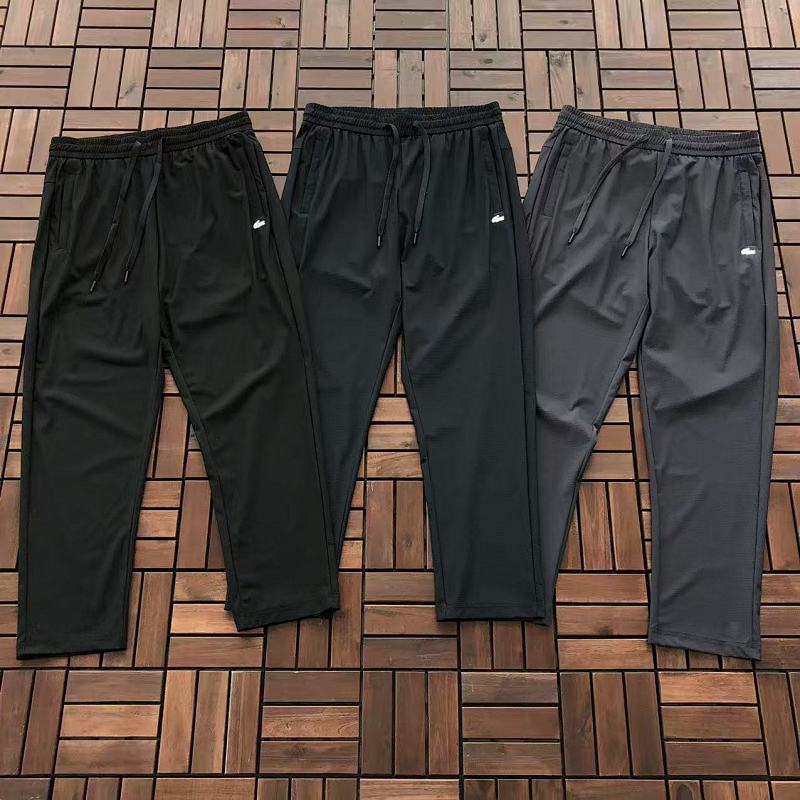 LACOSTE TROUSERS 66020219 (im 185CM 80KG iwear size XL in the photo)