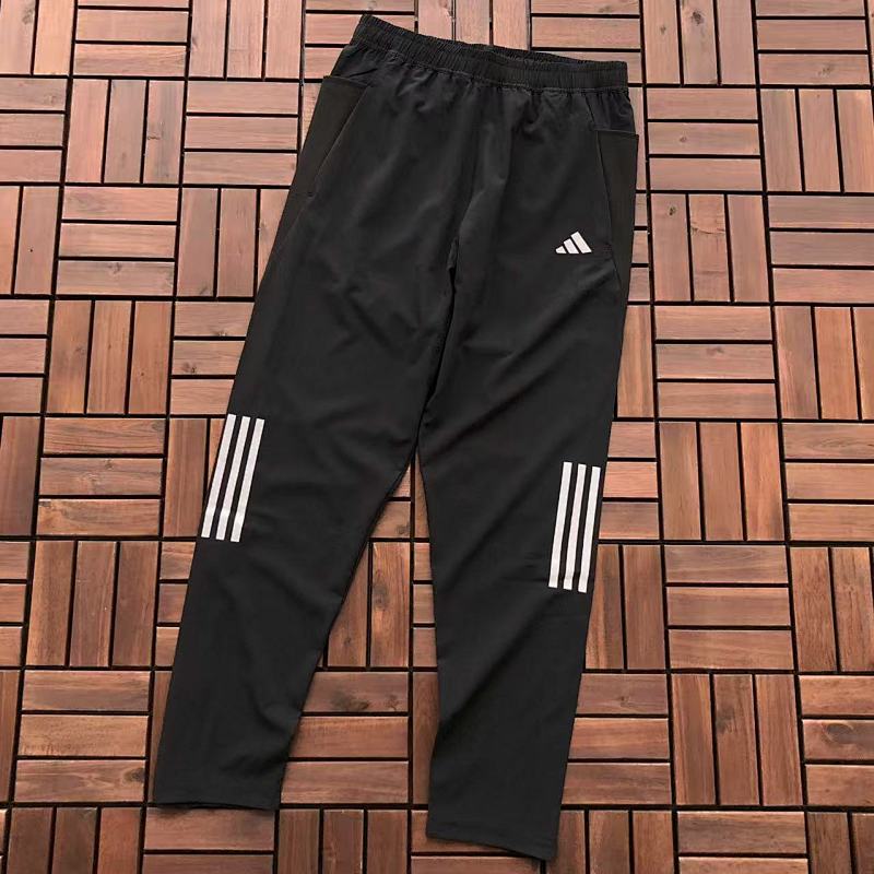 ADIDAS TROUSERS 55020602 (im 185CM 80KG iwear size L in the photo)