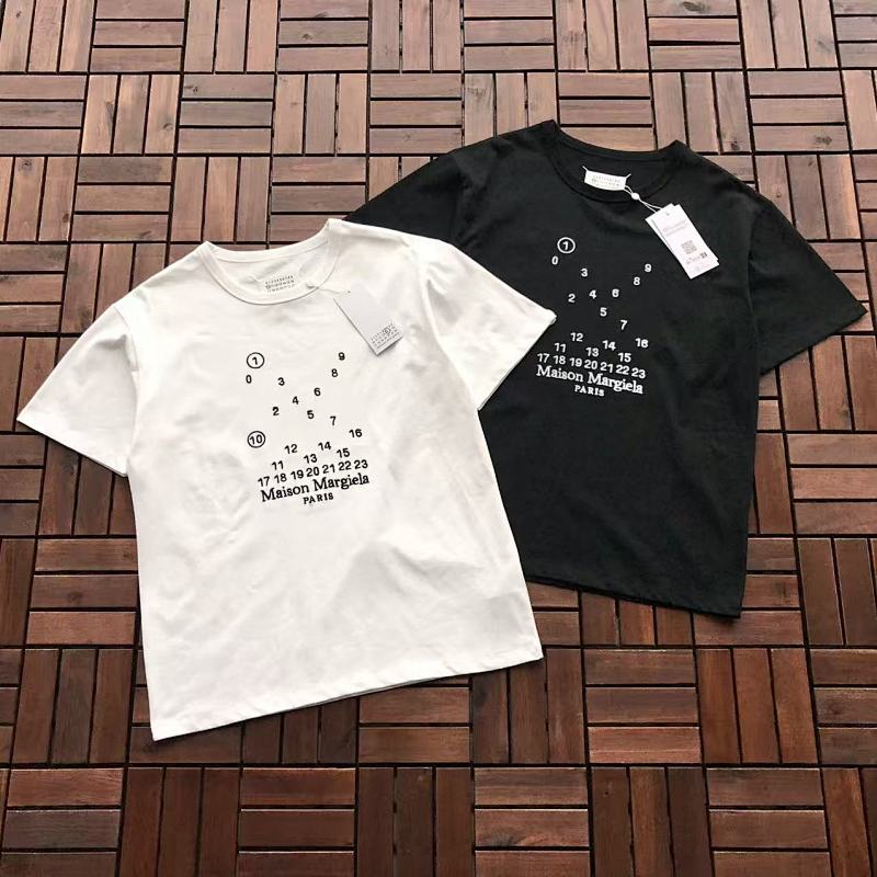 MAISON MARGIELA T-SHIRT 88033032 (im 176CM 58KG iwear size 44 in the photo)