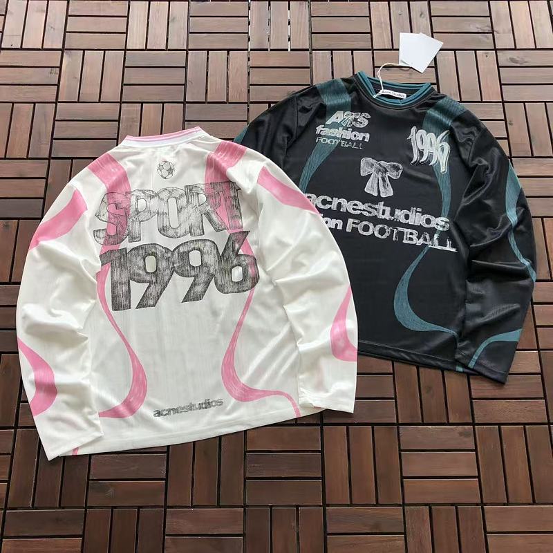 ACNE STUDIOS LONG-SLEEVE 88080901 (im 185CM 80KG iwear size M in the photo)