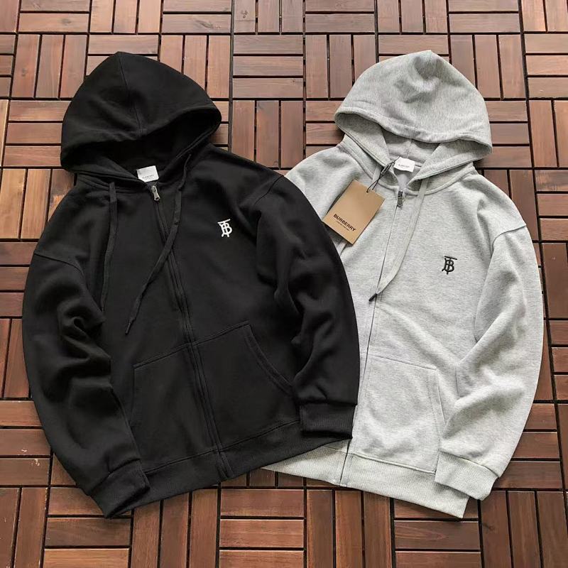 BURBERRY HOODIE 22111243 (im 176CM 58KG iwear size M in the photo)
