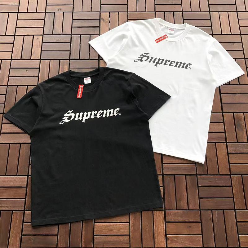 SUPREME T-SHIRT 77072902 (im 185CM 80KG iwear size M in the photo)