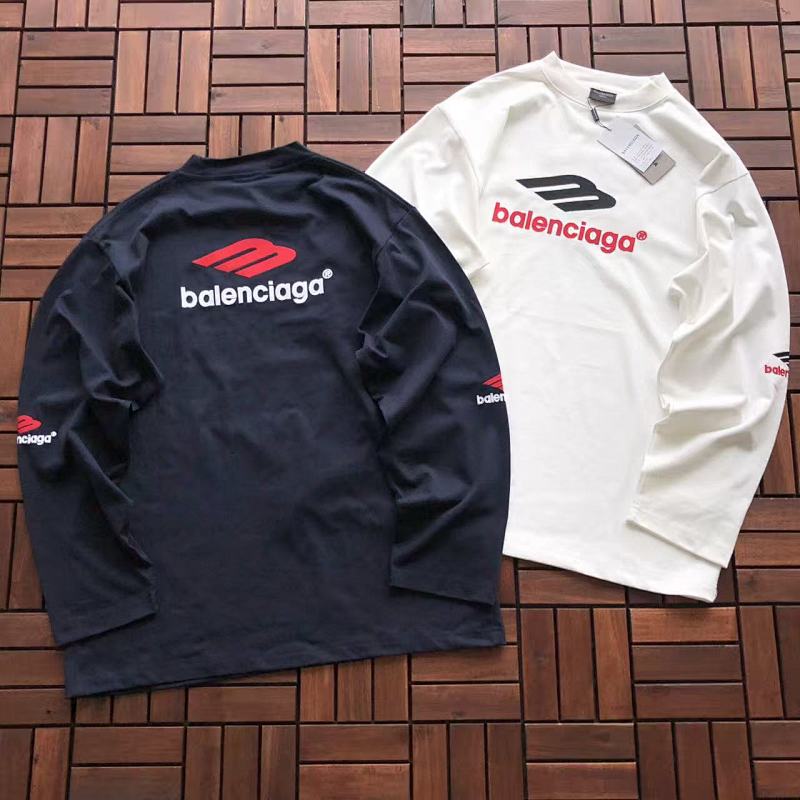 BALENCIAGA LONG-SLEEVE 22090622 (im 185CM 75KG iwear size M in the photo）