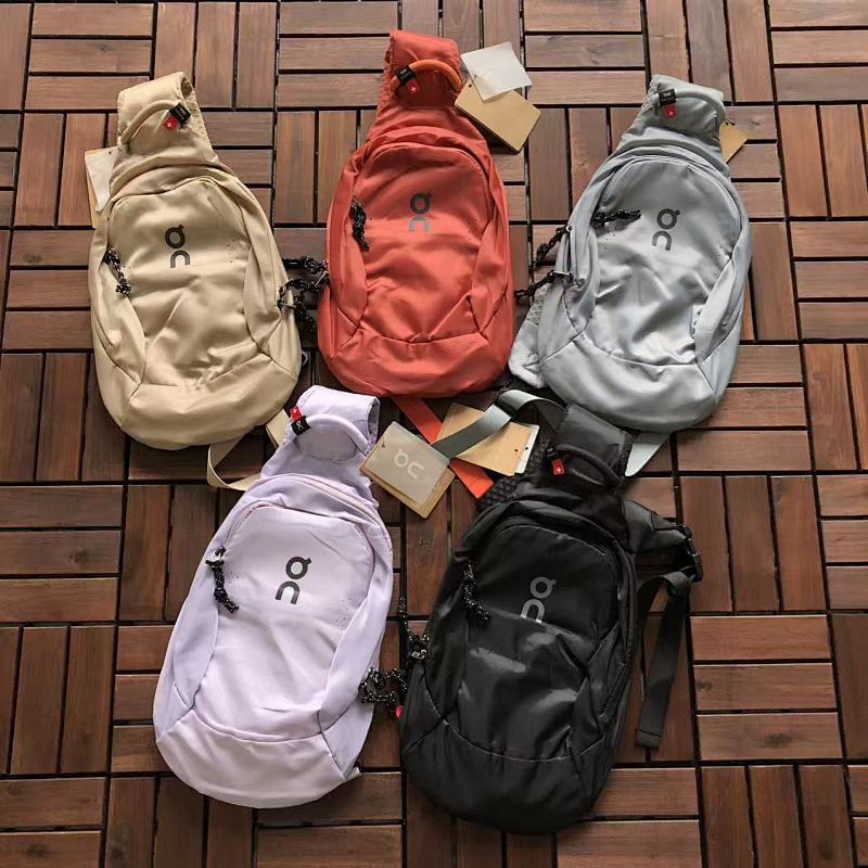 ON RUNNING BAG 77040405 (21CM*36CM)