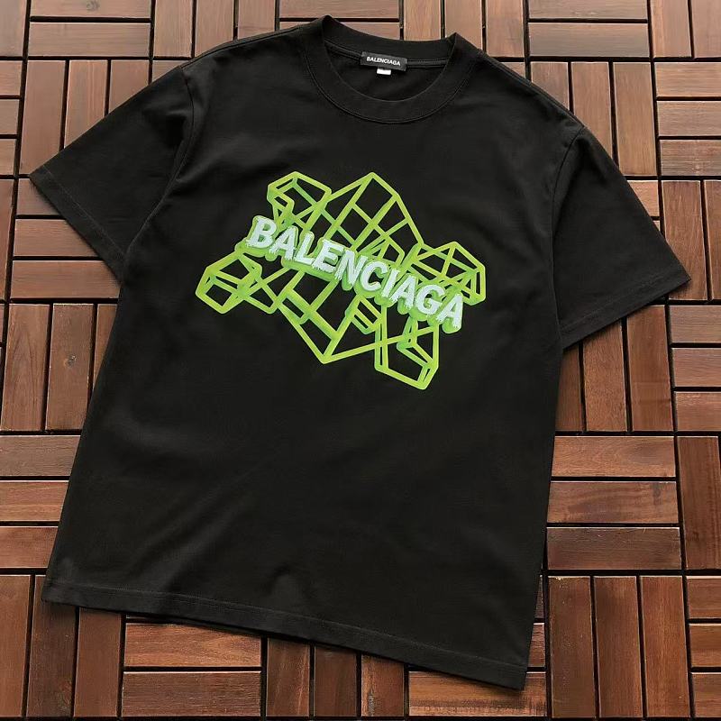 BALENCIAGA T-SHIRT 88070831 (im 185CM 80KG iwear size L in the photo)
