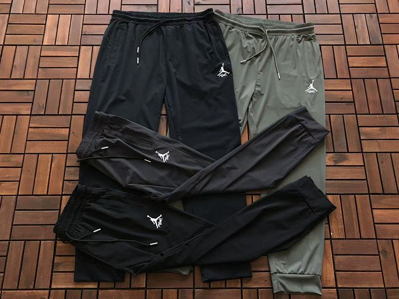 AIR JORDAN TROUSERS 22111630 (im 180CM 68KG iwear size L in the photo)