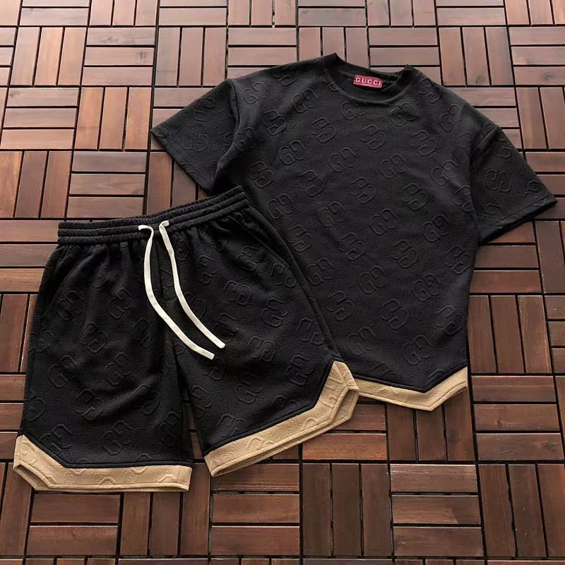 GUCCI T-SHIRT SHORTS 77042917 (im 185CM 70KG iwear size L in the photo)