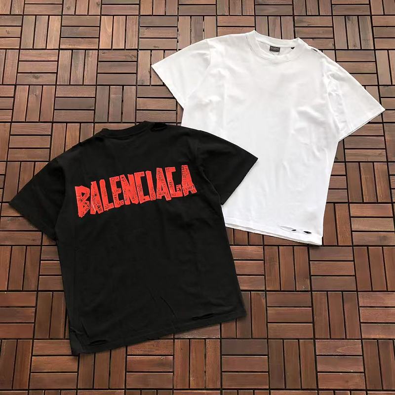 BALENCIAGA T-SHIRT 77042155 (im 185CM 80KG iwear size S in the photo)