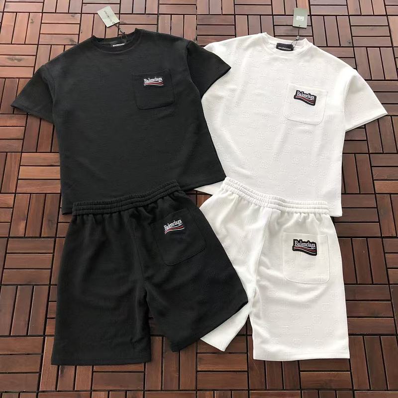 BALENCIAGA T-SHIRT SHORTS 77042915 (im 185CM 70KG iwear size L in the photo)
