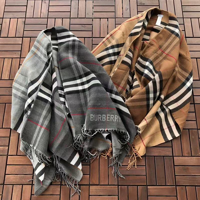 BURBERRY SCARF 55082521（长150CM*宽133CM）