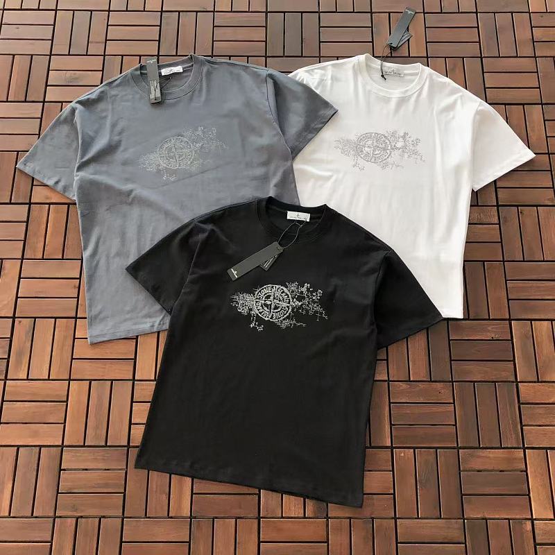 STONE ISLAND T-SHIRT 77030727 (im 185CM 80KG iwear size XS in the photo)