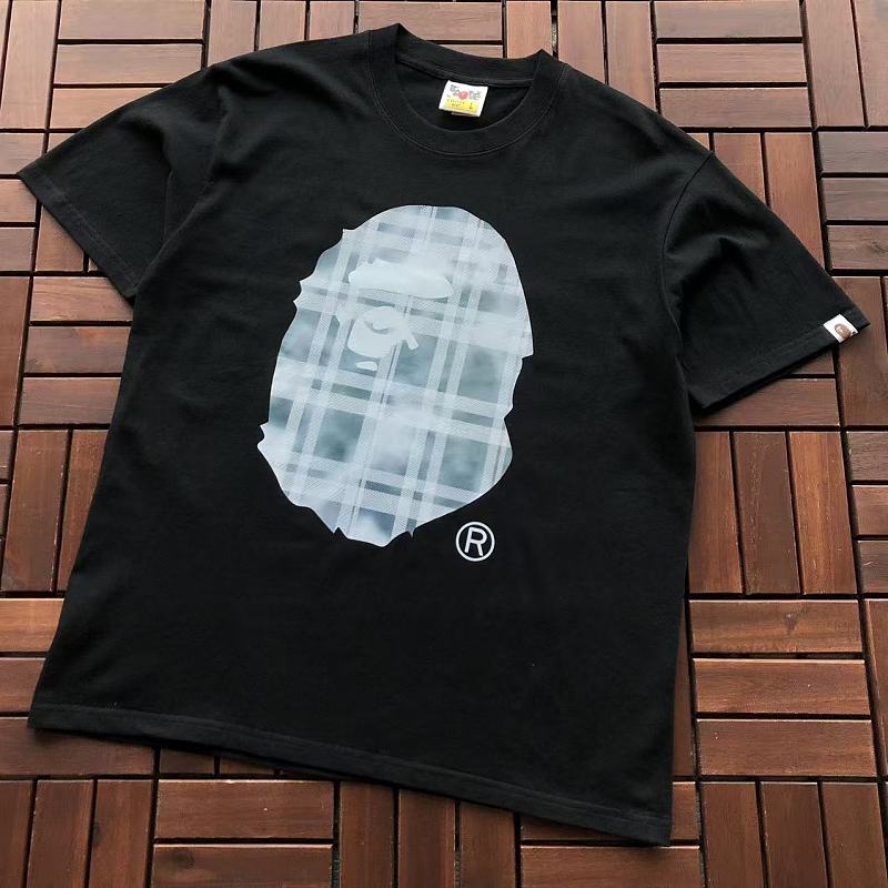 BAPE T-SHIRT 77072135 (im 185CM 70KG iwear size L in the photo)