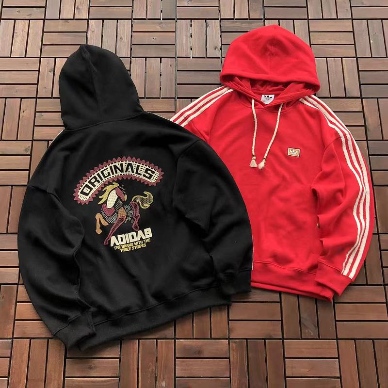 ADIDAS HOODIE 66042949 (im 185CM 80KG iwear size M in the photo)