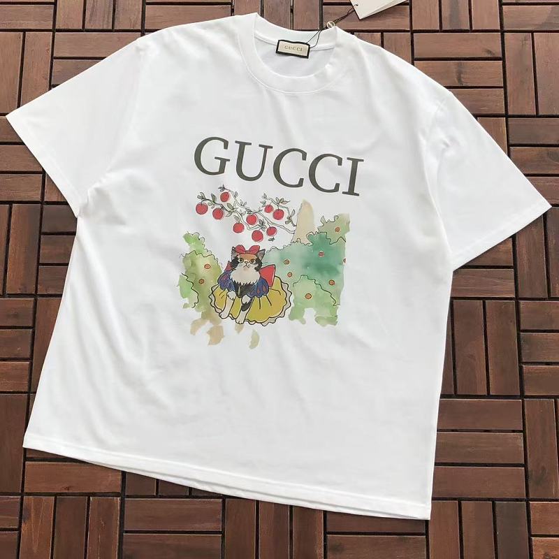 GUCCI T-SHIRT 55081480 (im 185CM 70KG iwear size L in the photo)