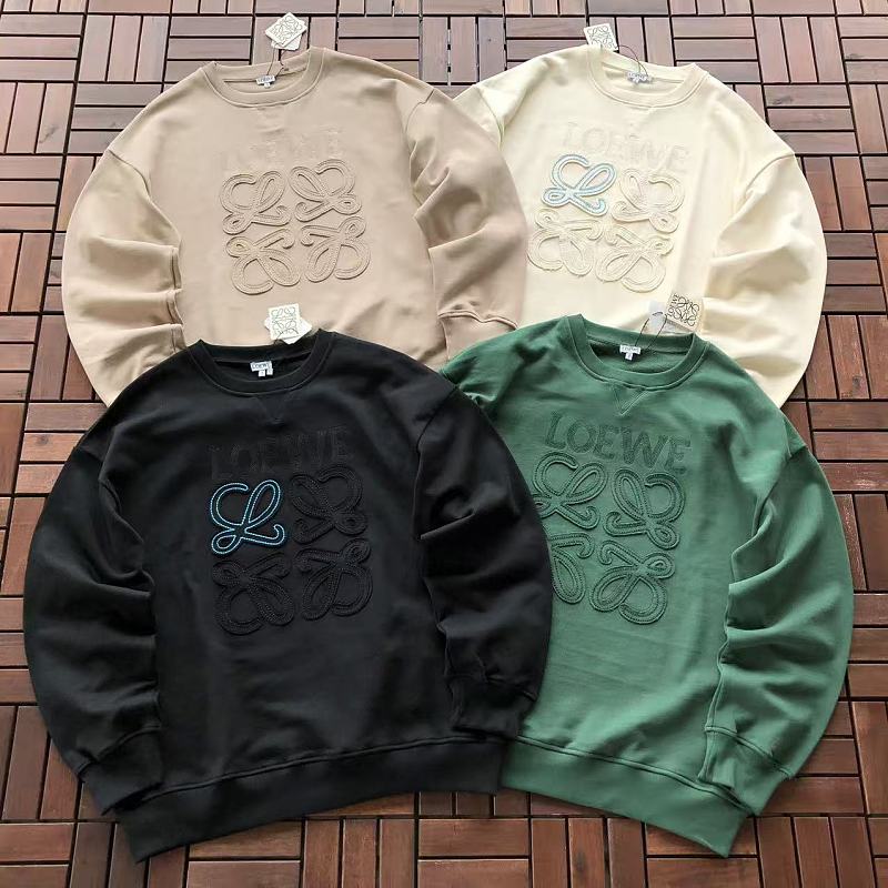 LOEWE SWEATER 66081647 (im 185CM 80KG iwear size M in the photo)