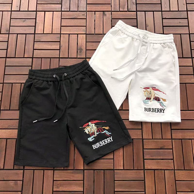 BURBERRY SHORTS 77031868 (im 180CM 68KG iwear size M in the photo)