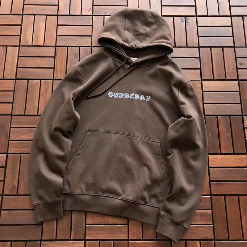 BURBERRY HOODIE 22100207 (im 180CM 68KG iwear size M in the photo)