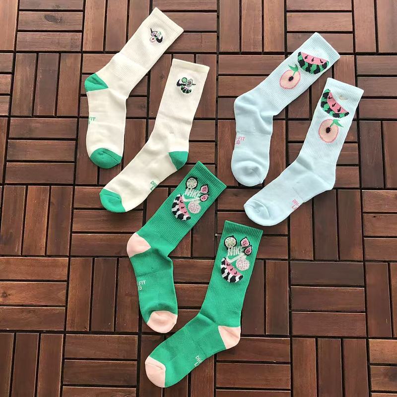 N🔥K🔥SOCKS 66080335