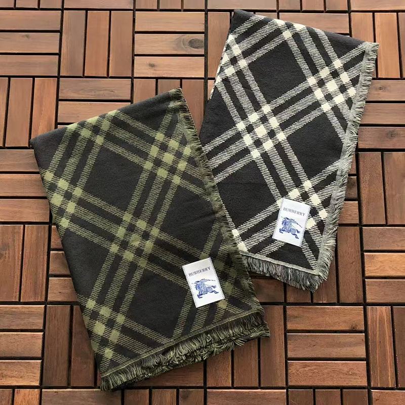 BURBERRY SCARF 44122905