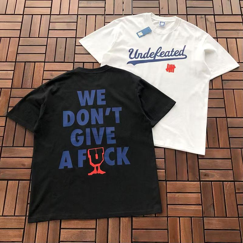 UNDEFEATED T-SHIRT 11123012 (im 180CM 68KG iwear size L in the photo)