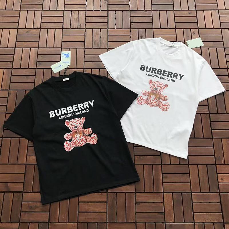 BURBERRY T-SHIRT 55081473 (im 185CM 70KG iwear size S in the photo)