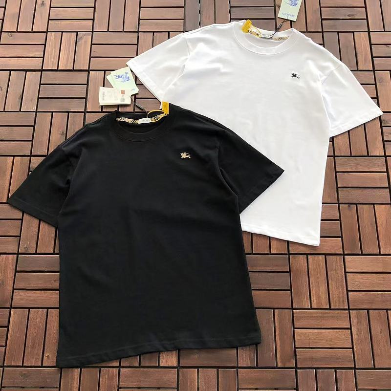 BURBERRY T-SHIRT 77072405 (im 185CM 80KG iwear size M in the photo)