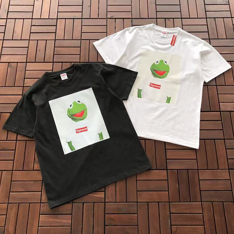 SUPREME T-SHIRT 55022771 (im 176CM 58KG iwear size M in the photo)