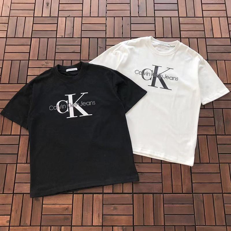 CALVIN KLEIN T-SHIRT 88060343 (im 185CM 70KG iwear size M in the photo)