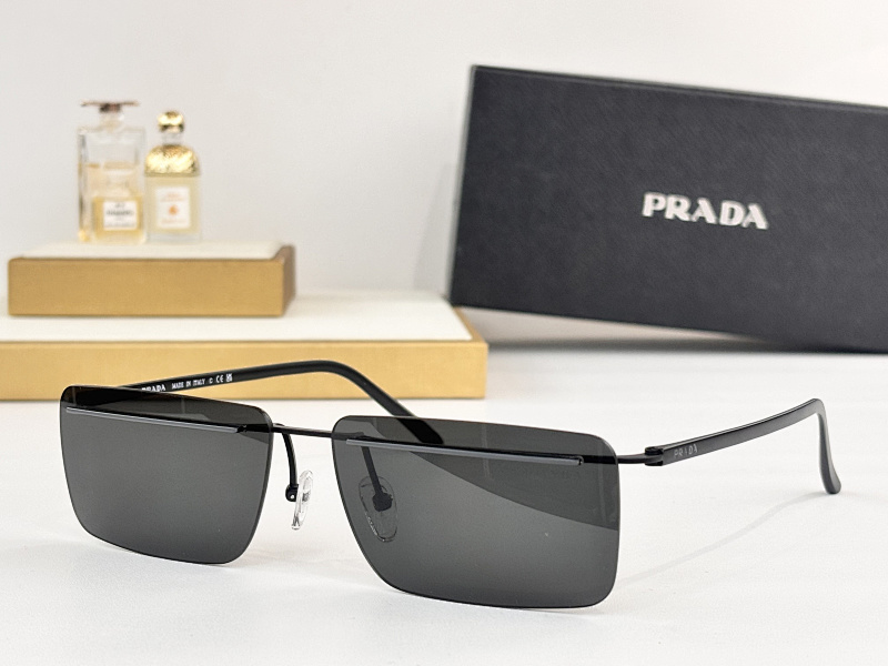 PRADA SUNGLASSES 11122384