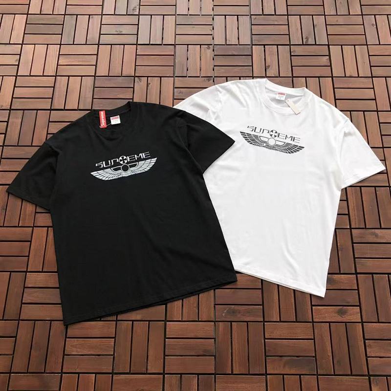 SUPREME T-SHIRT 77033013 (im 176CM 58KG iwear size M in the photo)
