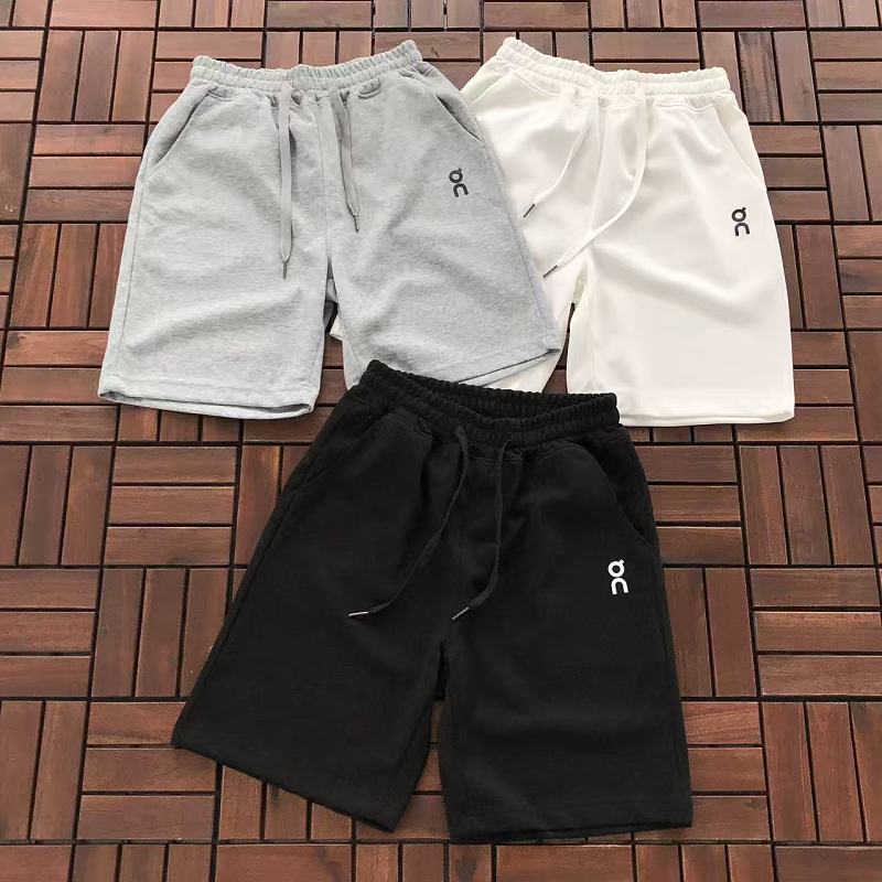 ON RUNNING SHORTS 66060817 (im 185CM 70KG iwear size L in the photo)