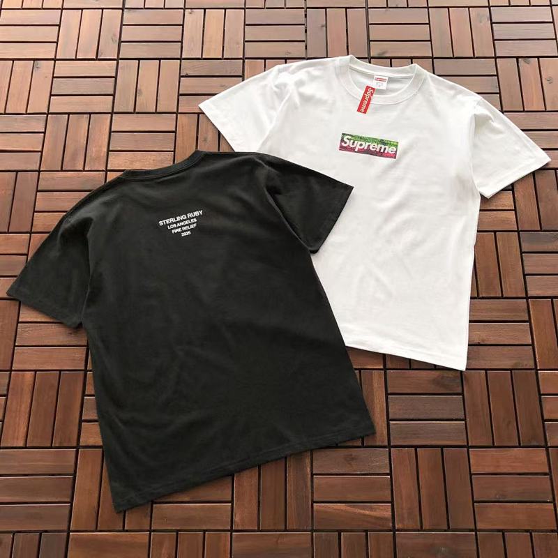 SUPREME T-SHIRT 55022760 (im 176CM 58KG iwear size M in the photo)
