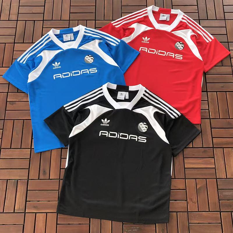 ADIDAS T-SHIRT 77051404 (im 185CM 70KG iwear size M in the photo)