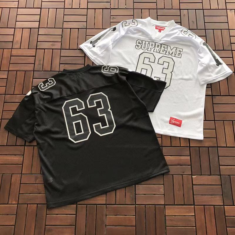 SUPREME T-SHIRT 77041622 (im 185CM 70KG iwear size M in the photo)