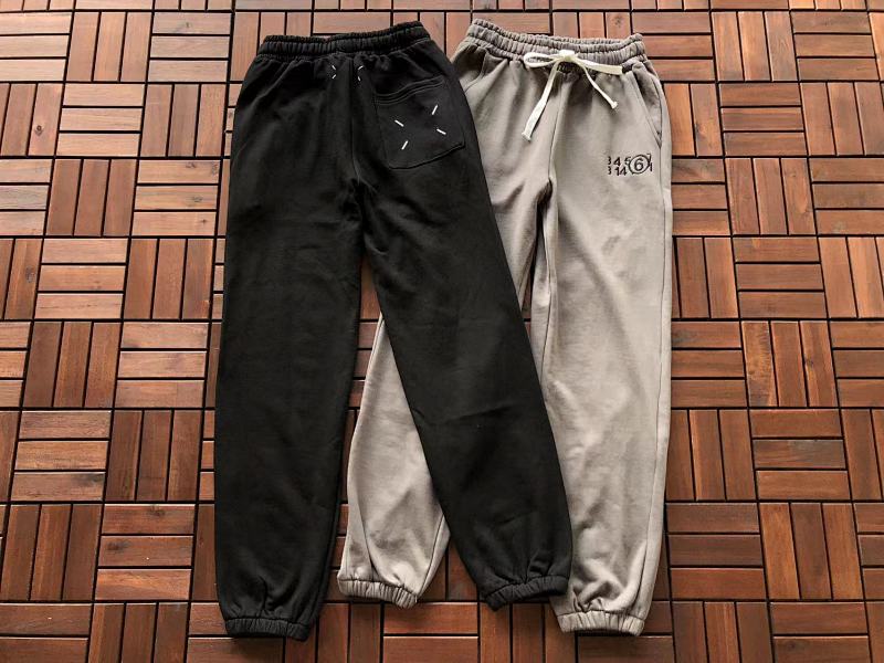 MAISON MARGIELA TROUSERS 22010113