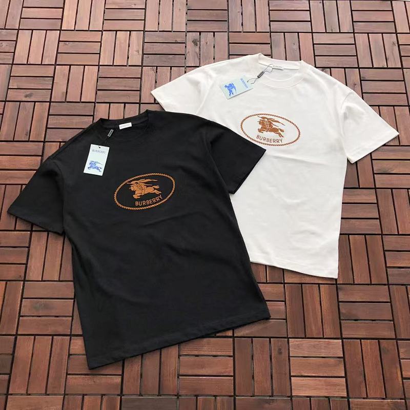 BURBERRY T-SHIRT 55032636 (im 176CM 58KG iwear size M in the photo)