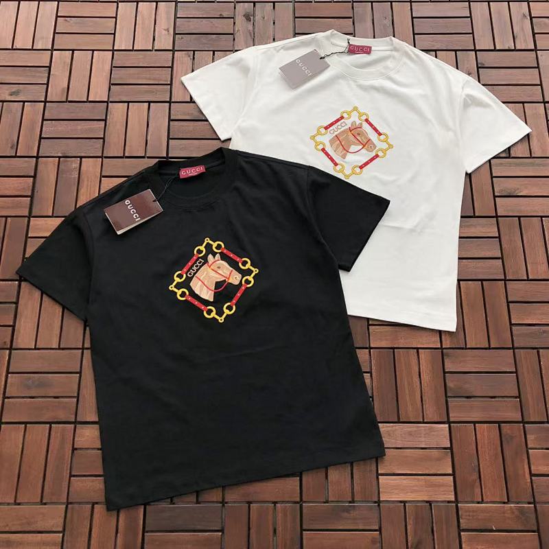 GUCCI T-SHIRT 55032631 (im 176CM 58KG iwear size L in the photo)