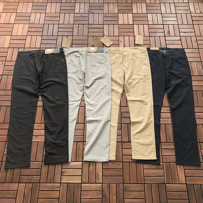 BURBERRY TROUSERS 66020635 (im 185CM 70KG iwear size 33 in the photo)